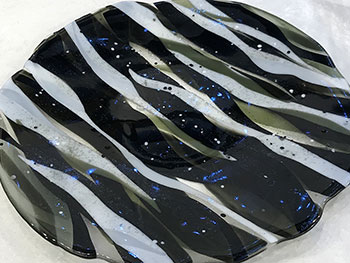 20in Black & White Platter